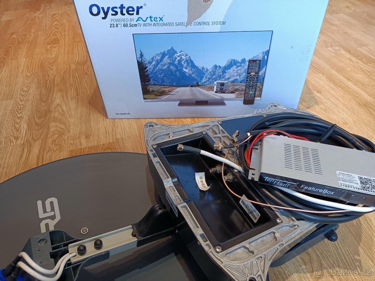 Satelitní automatická anténa Oyster na karavan + nová LCD. - 4