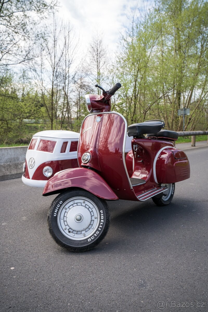 Veterán Piaggio Vespa Scooter VW sajdkára (1977) - 4