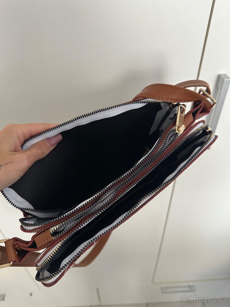 Dámská kabelka přes rameno - 4
