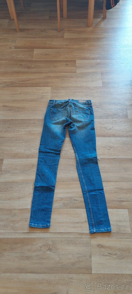 Dámské džíny - 1, velikost: S - 4