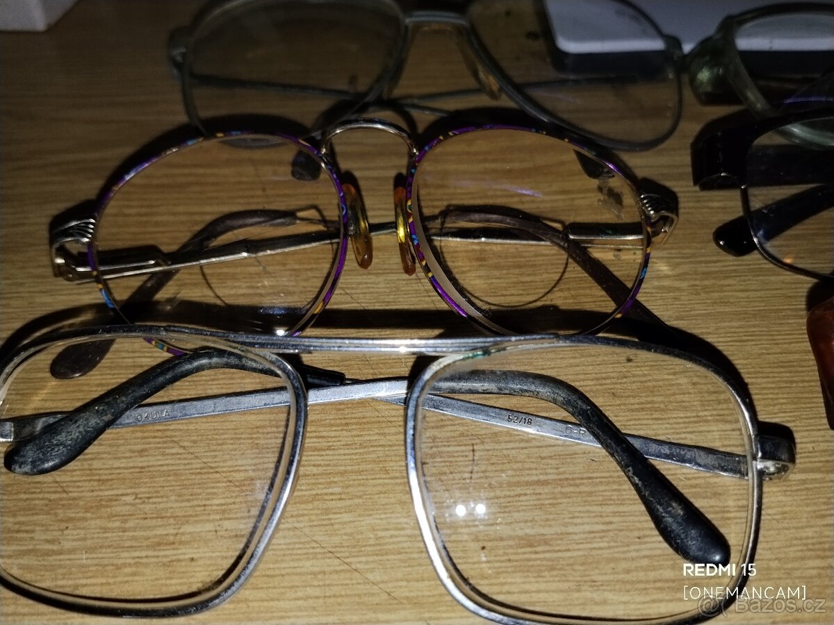 34 ks brýlí retro, Balmain, a další + díly - 4