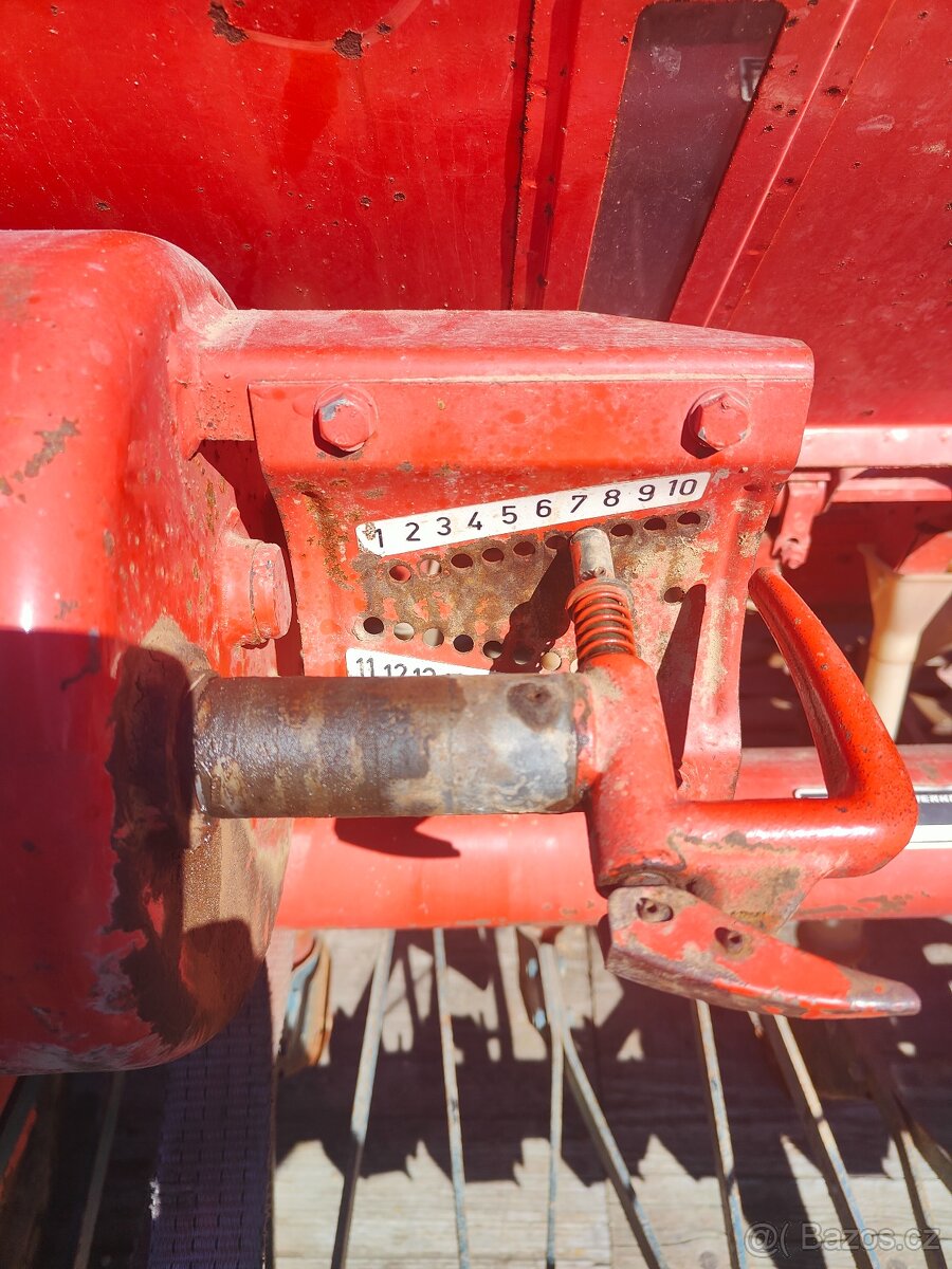 secí stroj reform semo 2.25m s jetelákem - 4