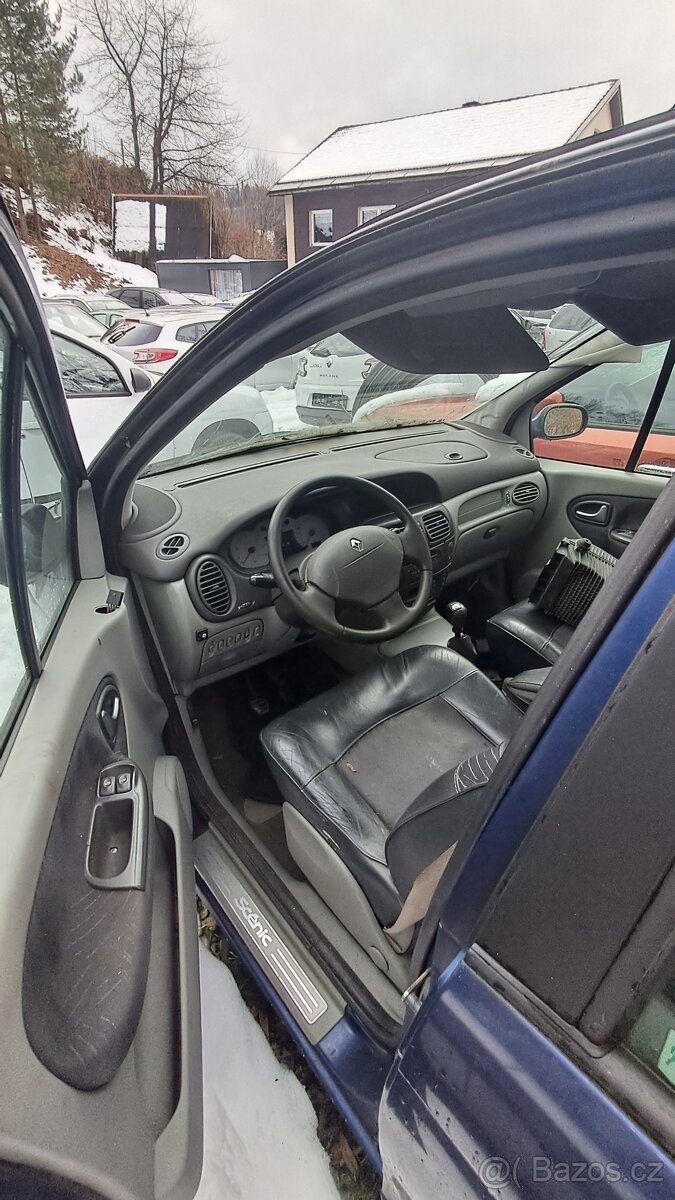 Renault Scenic - 4