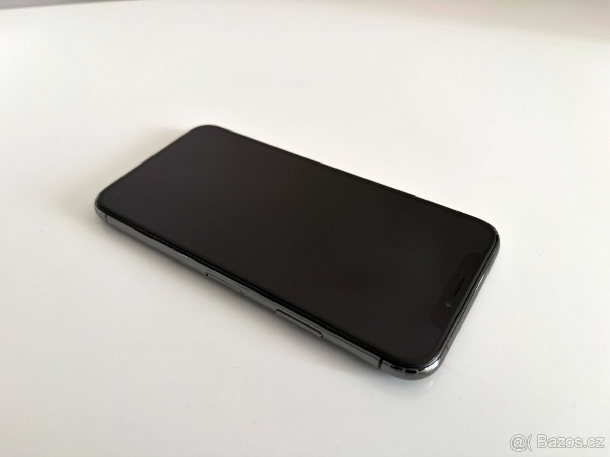 iPhone XS Black 64GB - 4