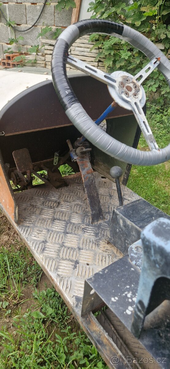 Elektrická dětská čtyřkolka, dětská kára