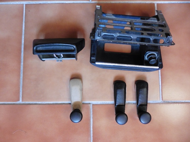 1. díly na Mercedes Benz 190 W201 - 4