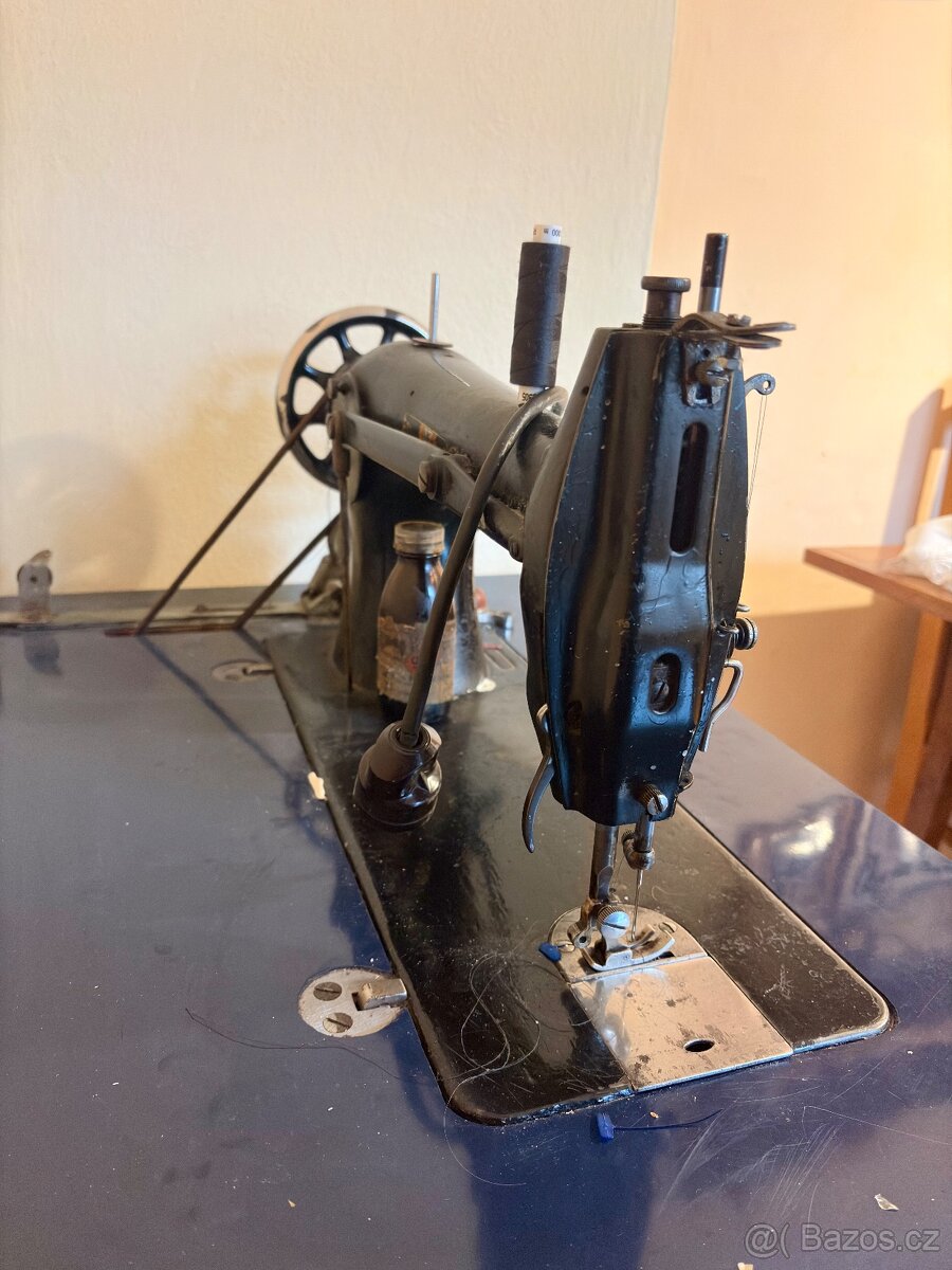 Funkční šlapací šicí stroj PHOENIX (cca 40. léta) - 4