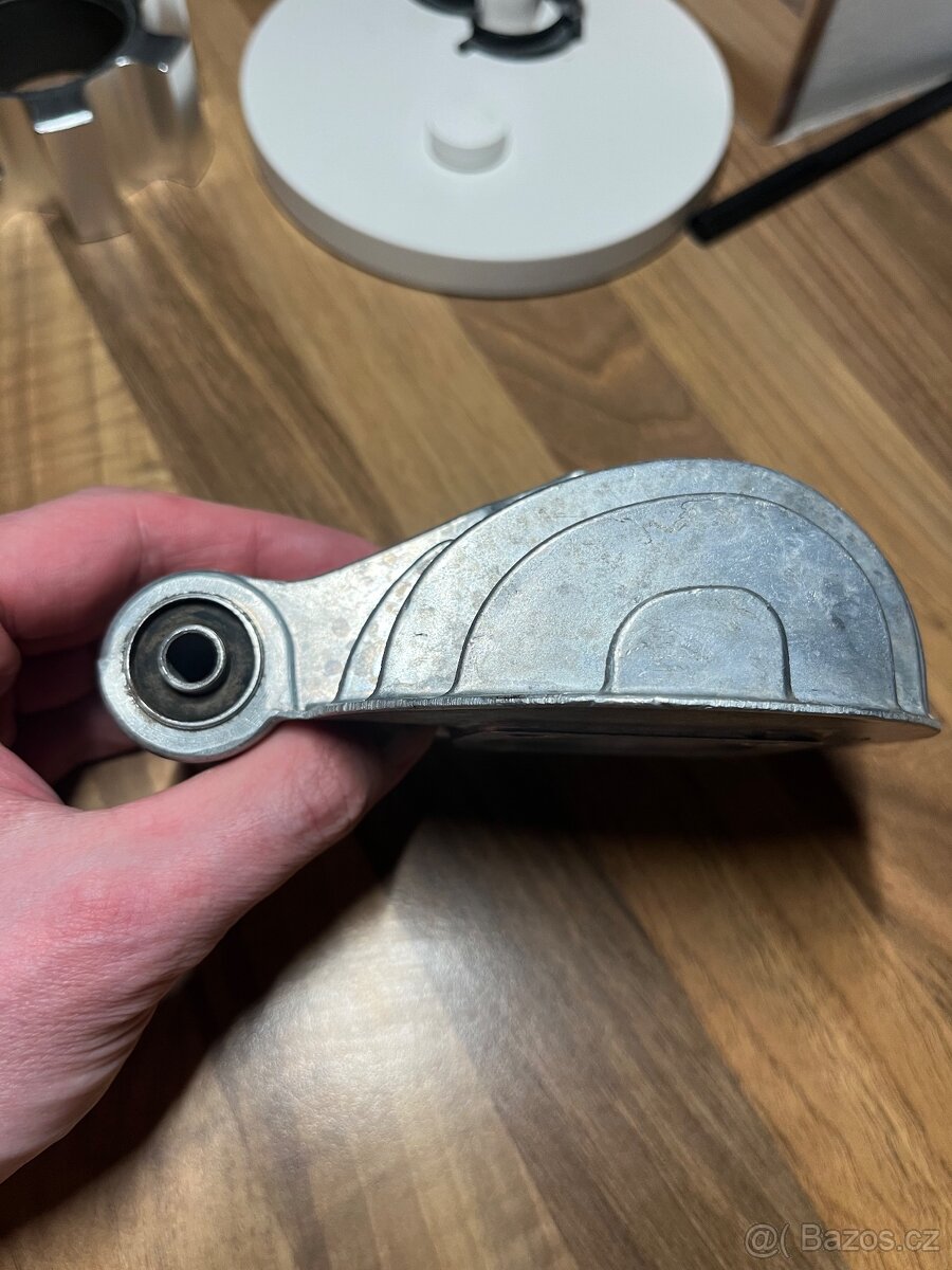 Moped Stadion , nová hlava originál díl - 4