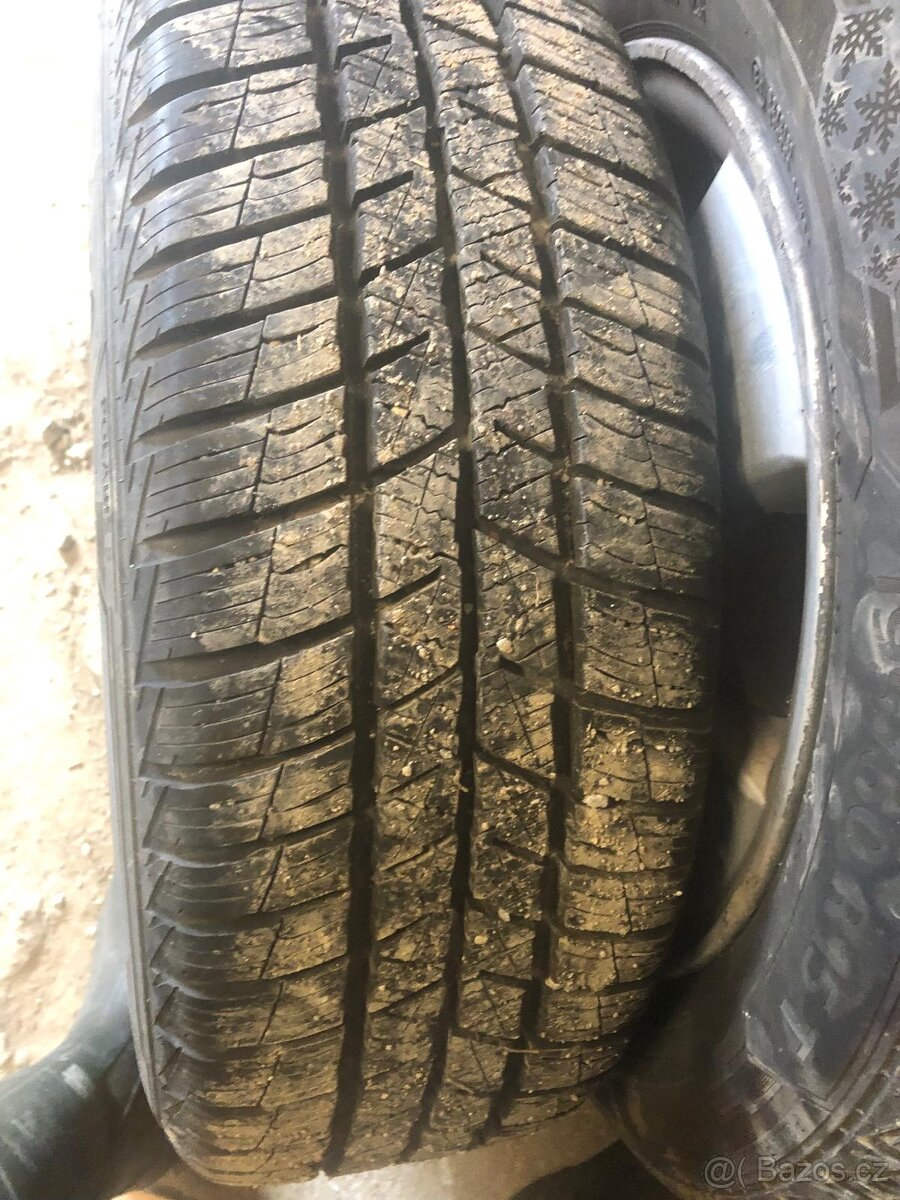 litá kola 195/60R15 na zimních pneu - 4