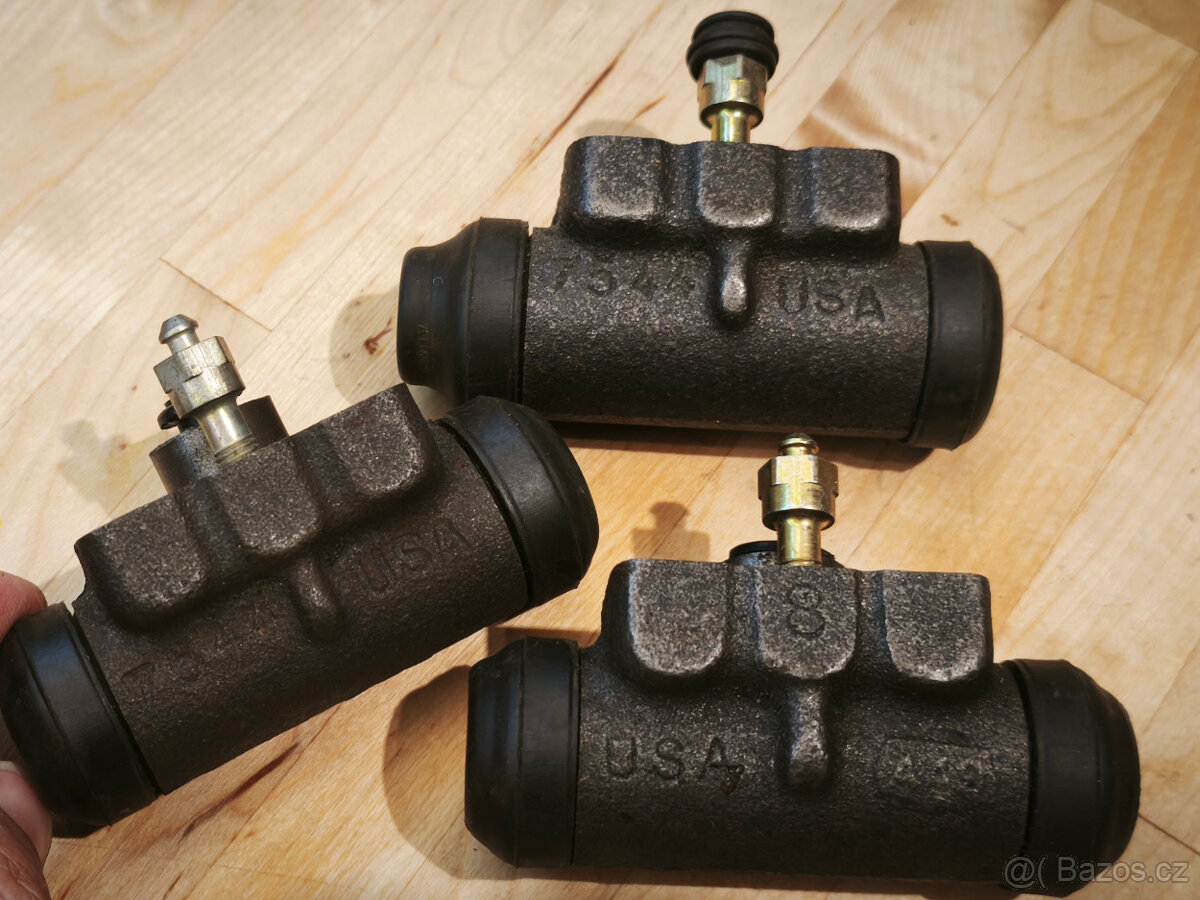 M 151 Ford Mutt brzdove valecky , jeep willys - 4