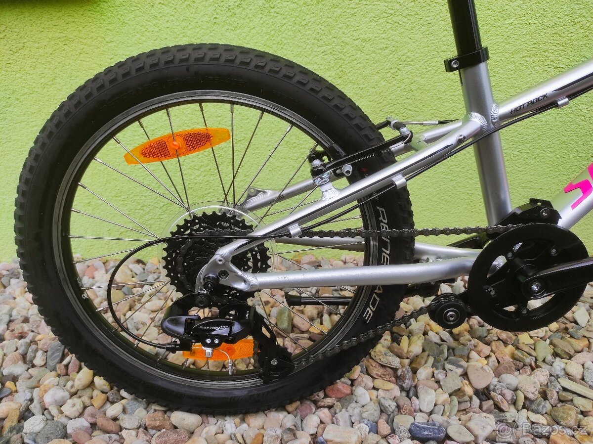 Značkové dětské kolo Specialized 20" (stříbrná) - 4