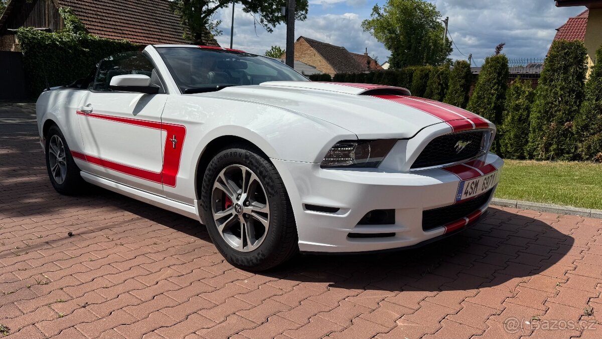 Ford Mustag 3,7 2014 cabrio - 4