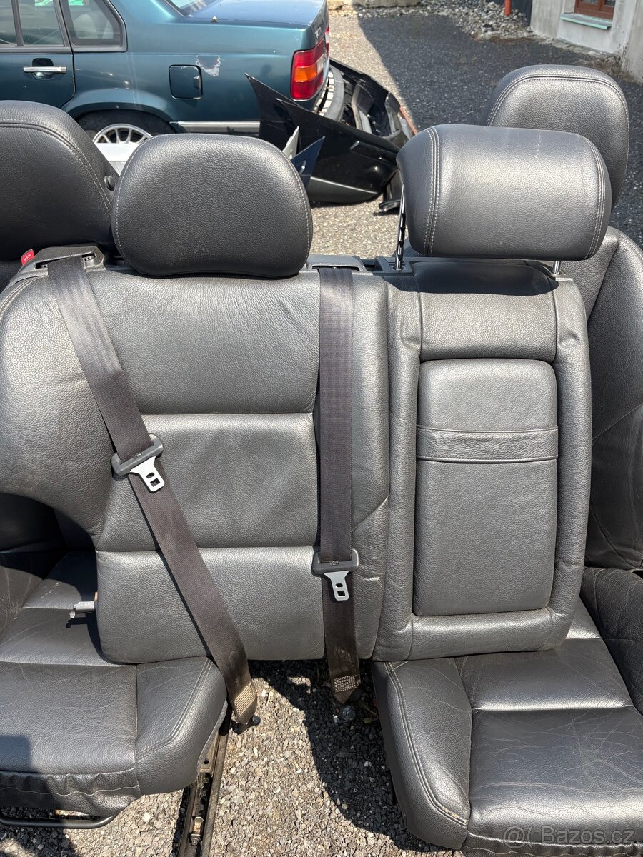 Interiér Volvo v70 II - 4