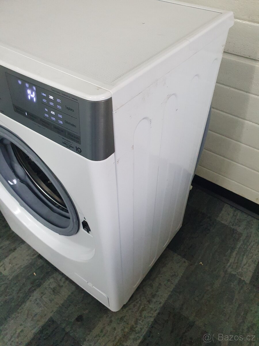 Pračka LG F28V9GW2W A+++ - 4