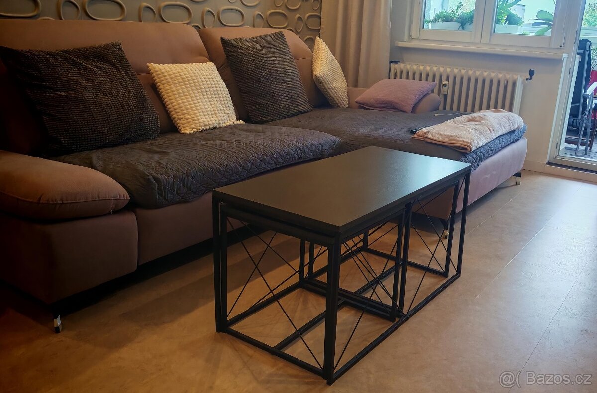 Konferenční stolek - 4