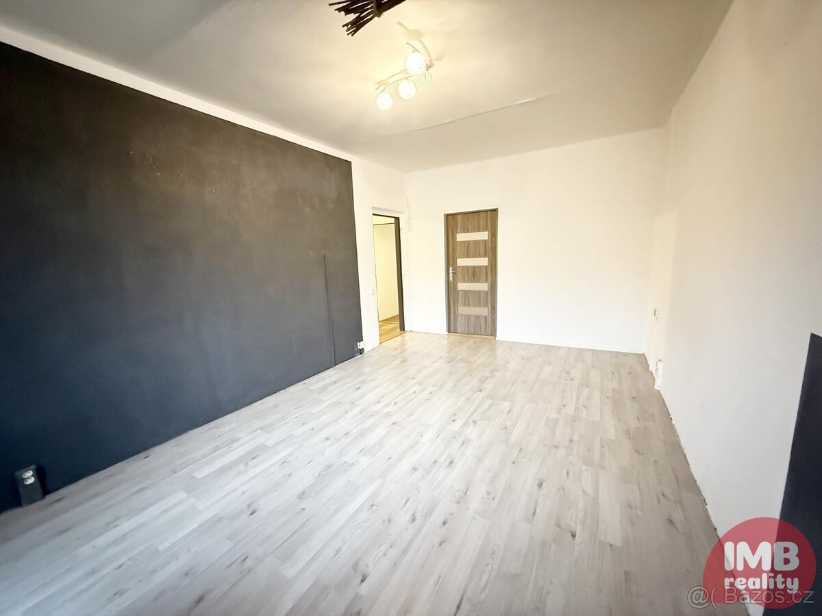 Prodej bytu 3+1 s lodžií v Kraslicích - 4