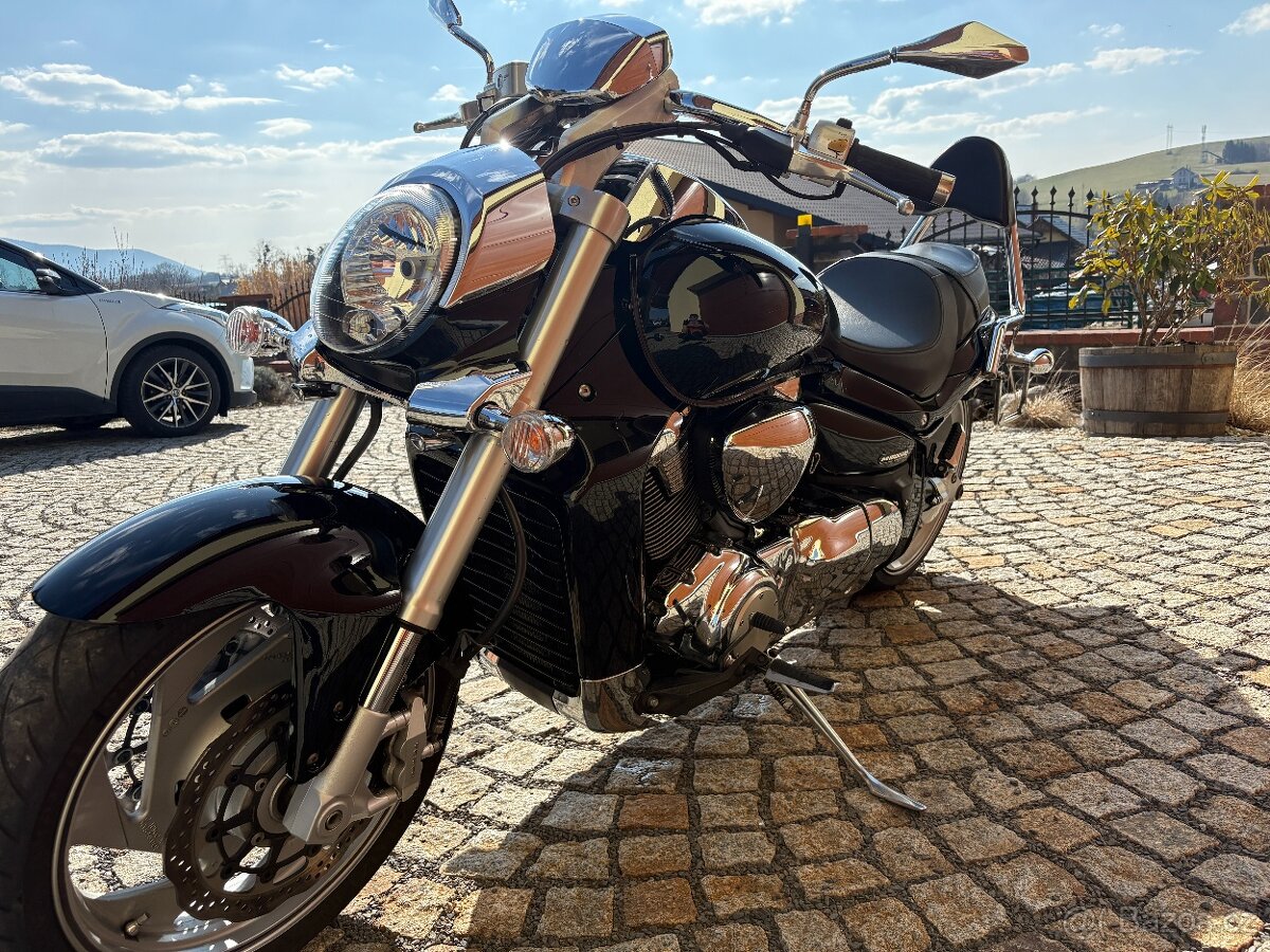 SUZUKI INTRUDER M 1800R2 - 4
