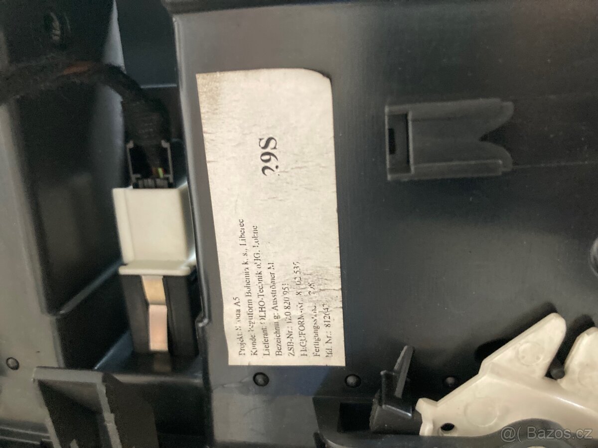 Prodám středové průduchy ventilace Škoda Octavia 2 - 4