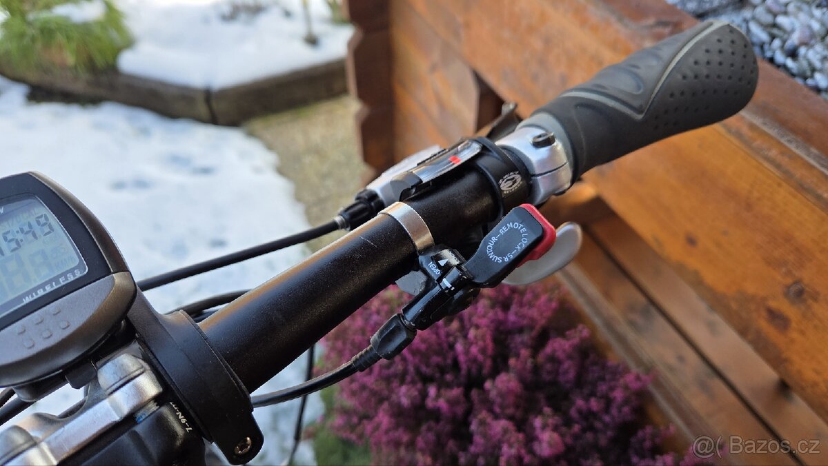 Trekové kolo Merida Crossway 900 Shimano XT 168-183cm. - 4