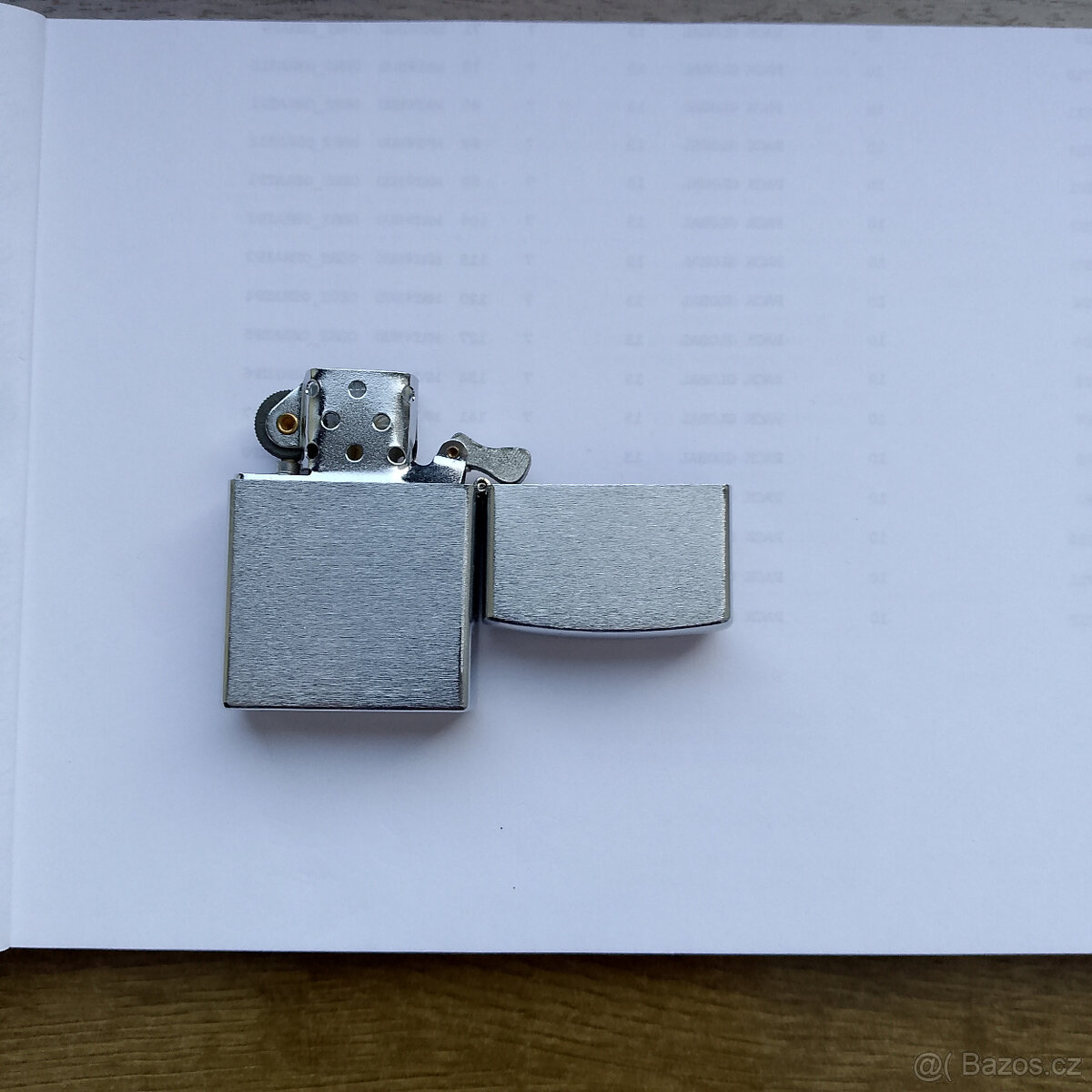 Nerezový benzinový zapalovač. - 4