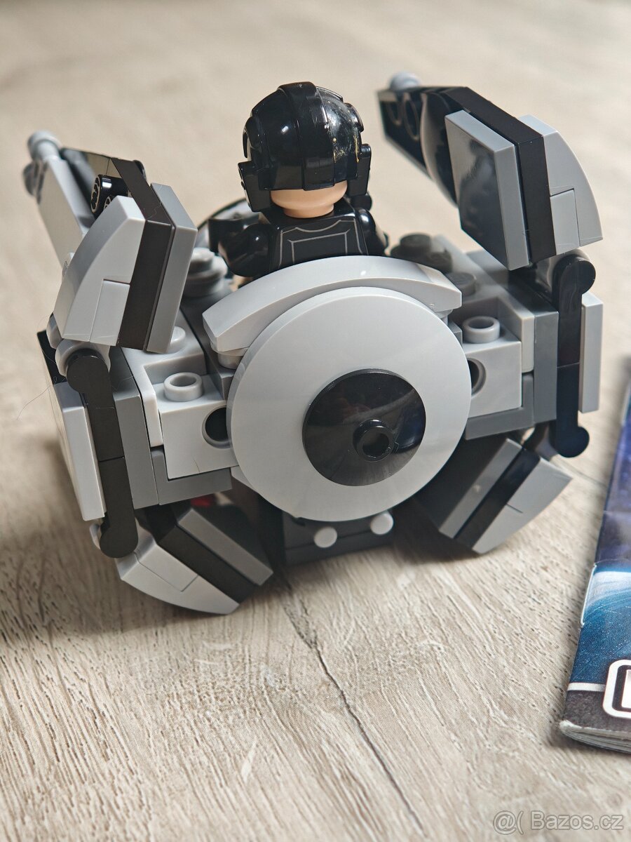 LEGO® Star Wars™ 75031 TIE Interceptor - 4