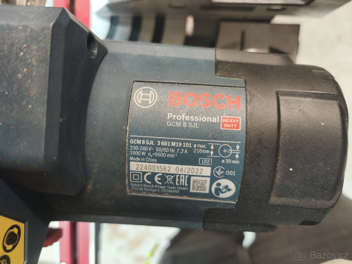 pokosová pila Bosch GCM 8 SJL - 4