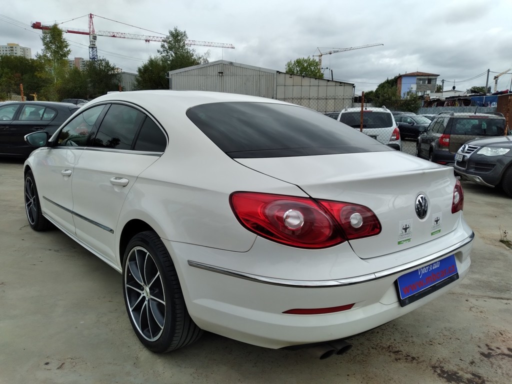 VOLKSWAGEN PASSAT CC 2.0 TDI DSG ČR - 4