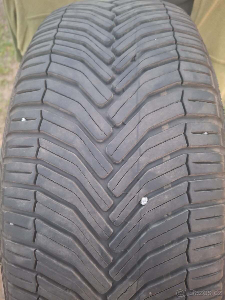Celoroční Michelin „CrossClimate+ S1” 205/ 55/ 16 94V - 4
