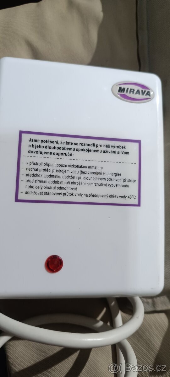 průtokový ohřívač nástěnný a malý - 4
