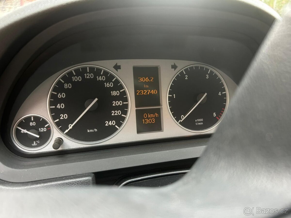 Mercedes Benz B W245 180 CDI - 4