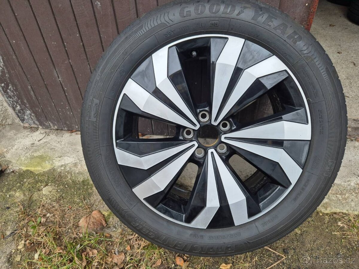 Letní alu kola Volkswagen Tcross Manila R17 5x100 - 4