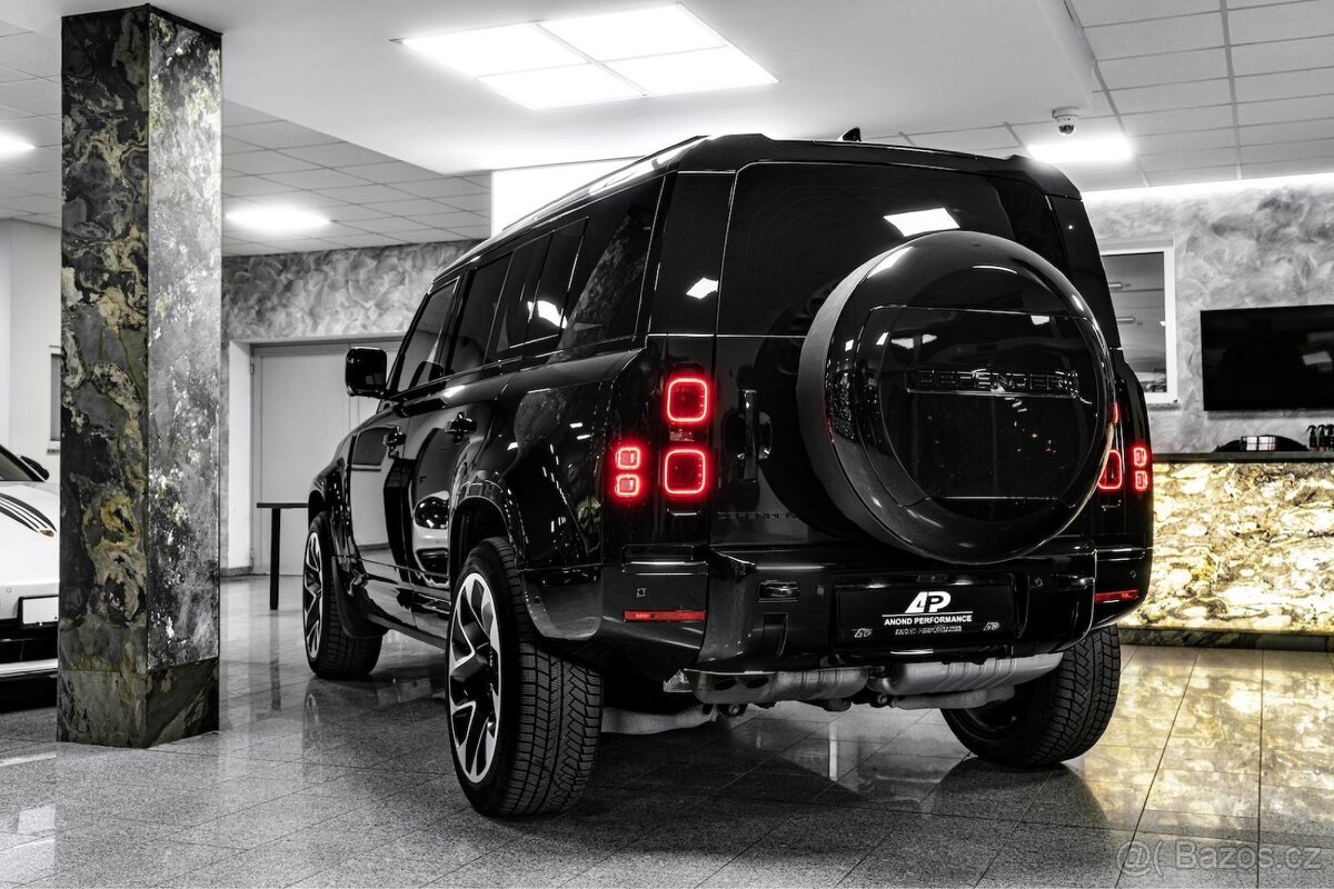 Land Defender 110 X-DYNAMIC SE D300 AT MY2025 - 4