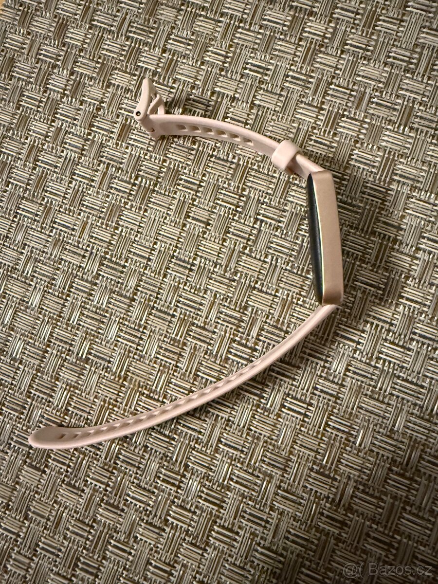 Chytré hodinky Huawei Band 8 - 4