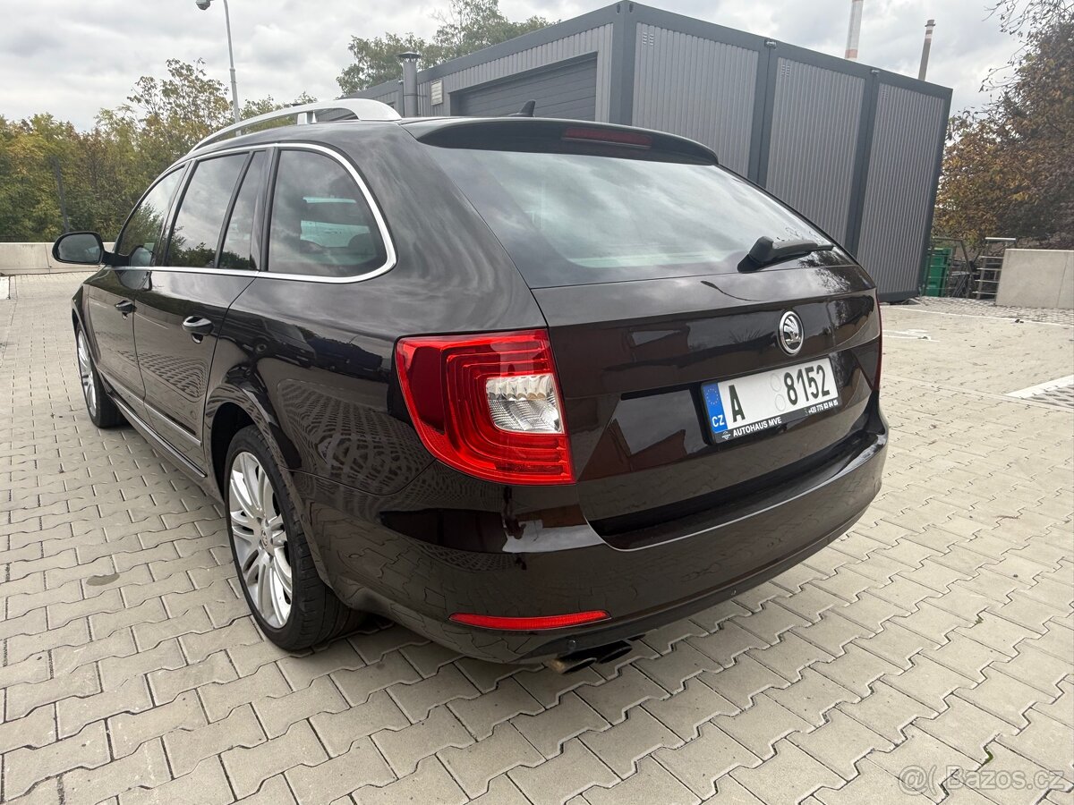 Škoda Superb 2.0 TDI DSG Elegance - 4