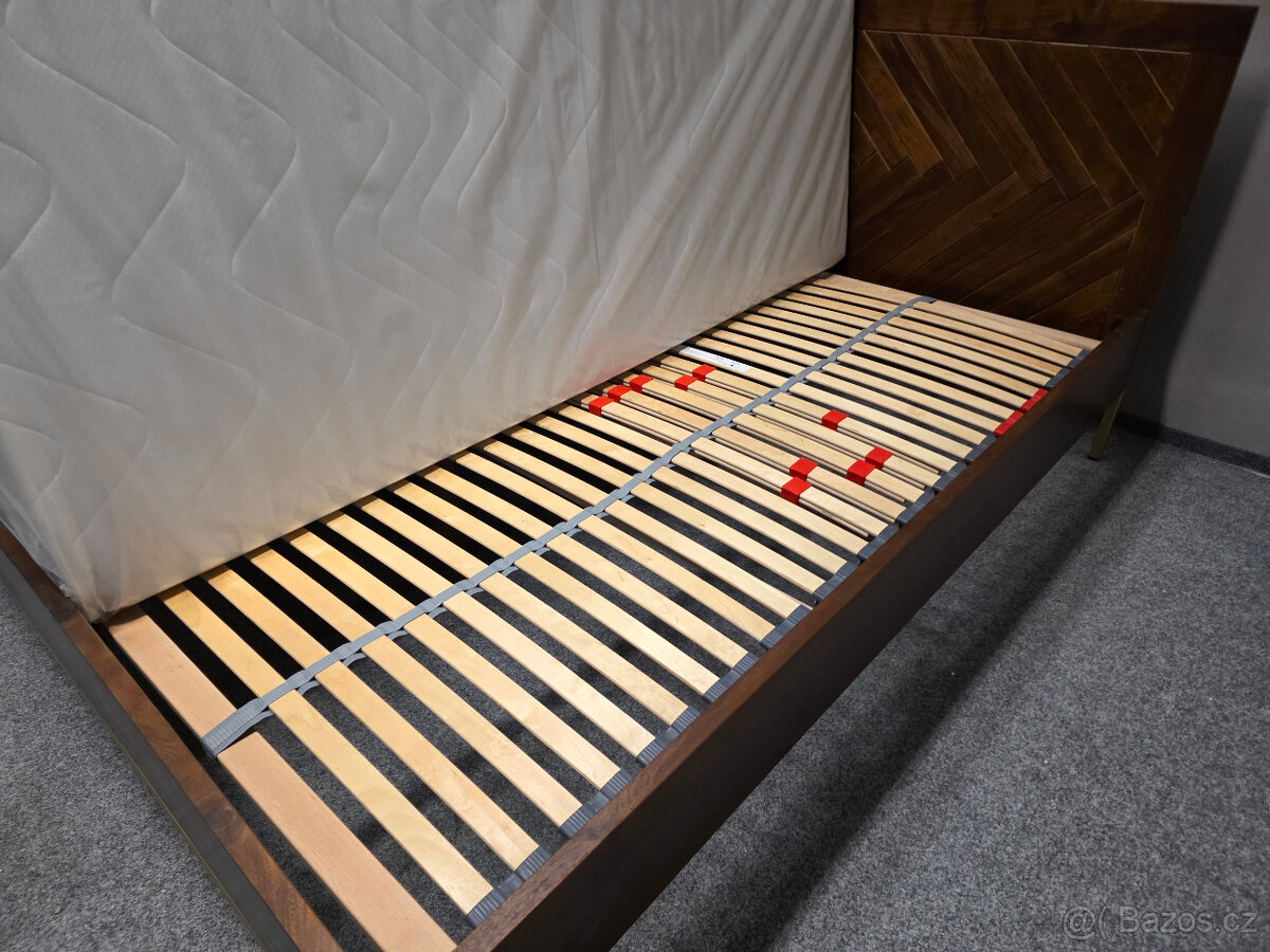 Nová manželská postel CALATRIA masiv akát - 4