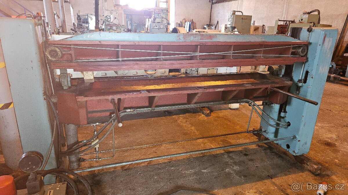 OHÝBAČKA PLECHU XONM 2000/2A/4 - 4