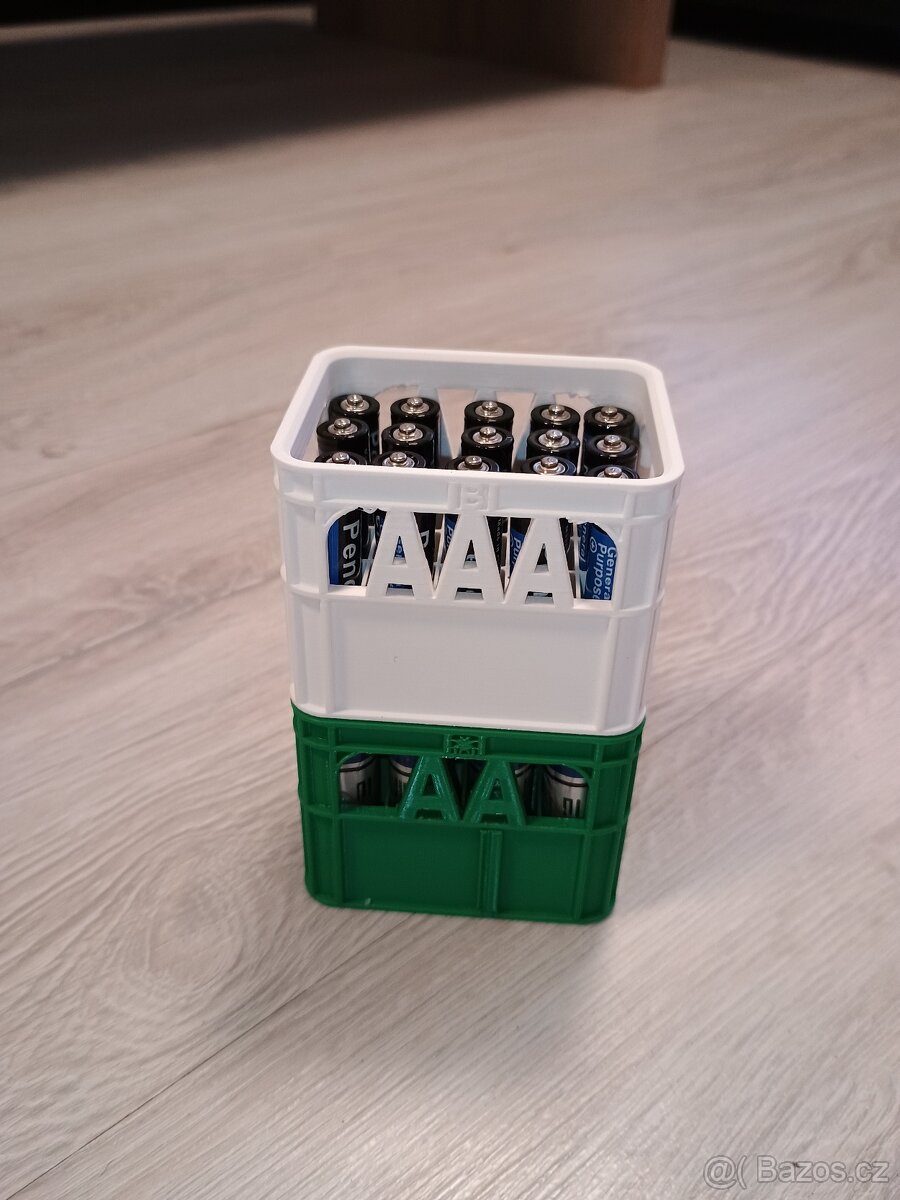 Krabička (kastlíku) na baterie AA i AAA - 4