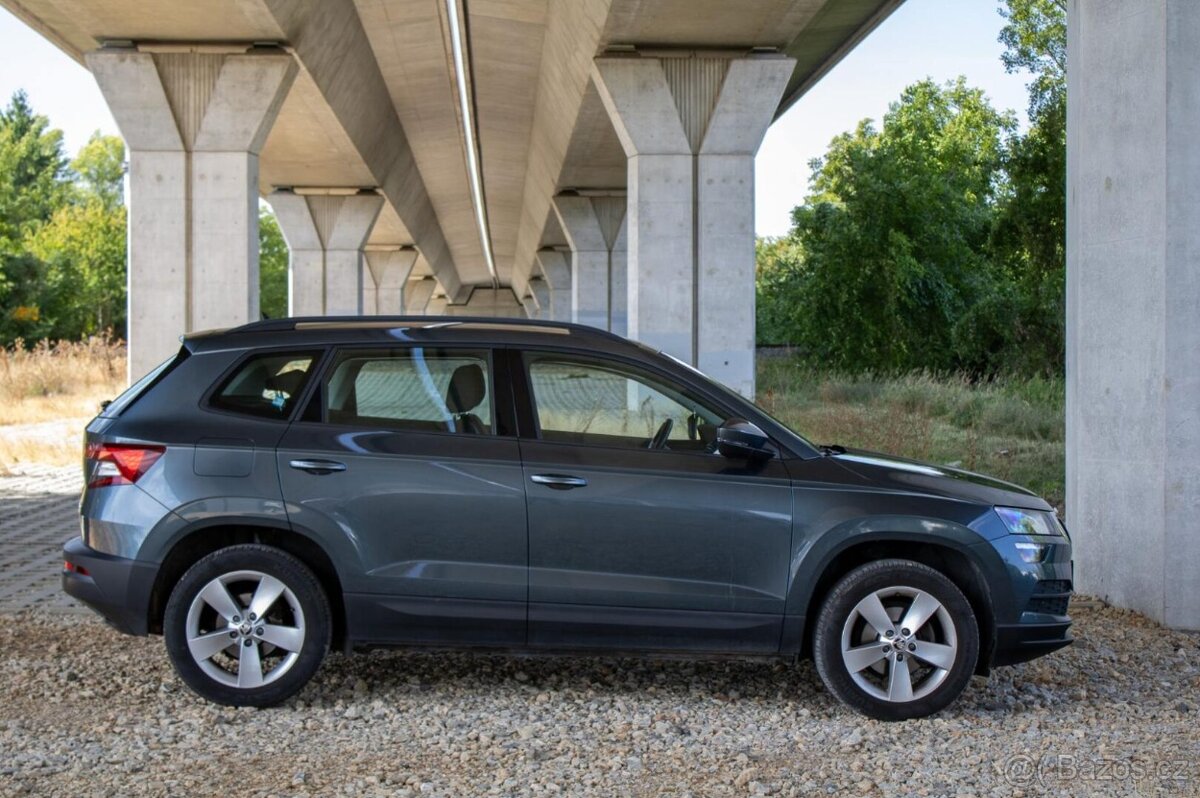 Škoda Karoq 1.6TDI Life M6 - 4