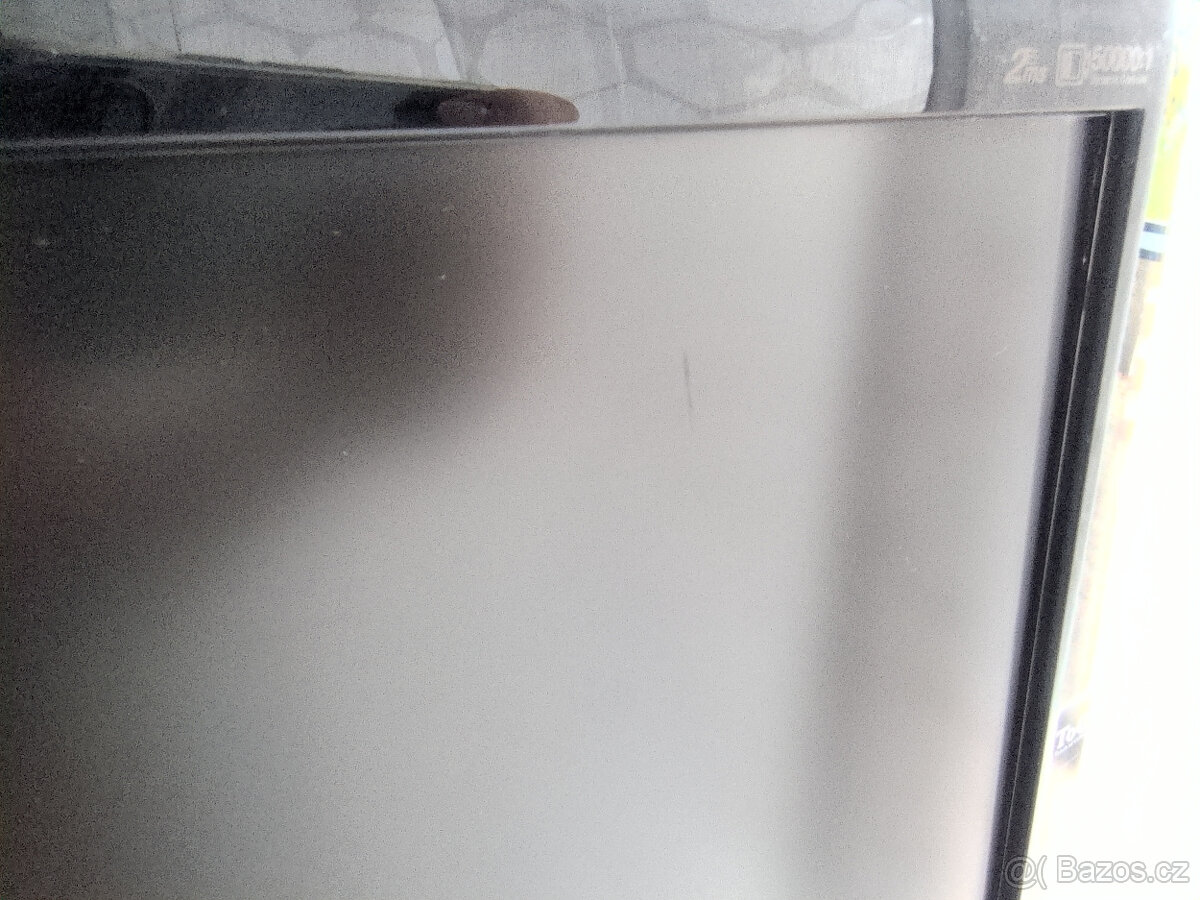 Monitor Samsung P2270 - 4