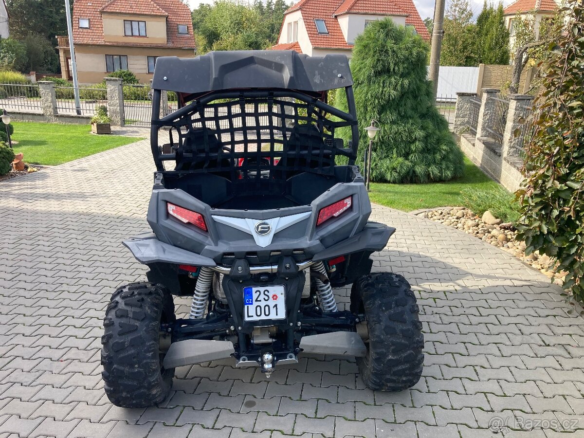 CF MOTO Gladiátor Z8