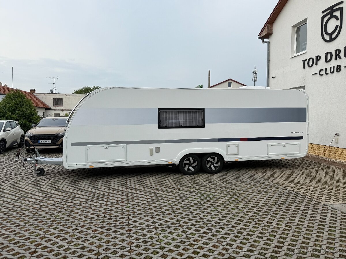 Adria, Adora 673 PK - mnoho příplatků