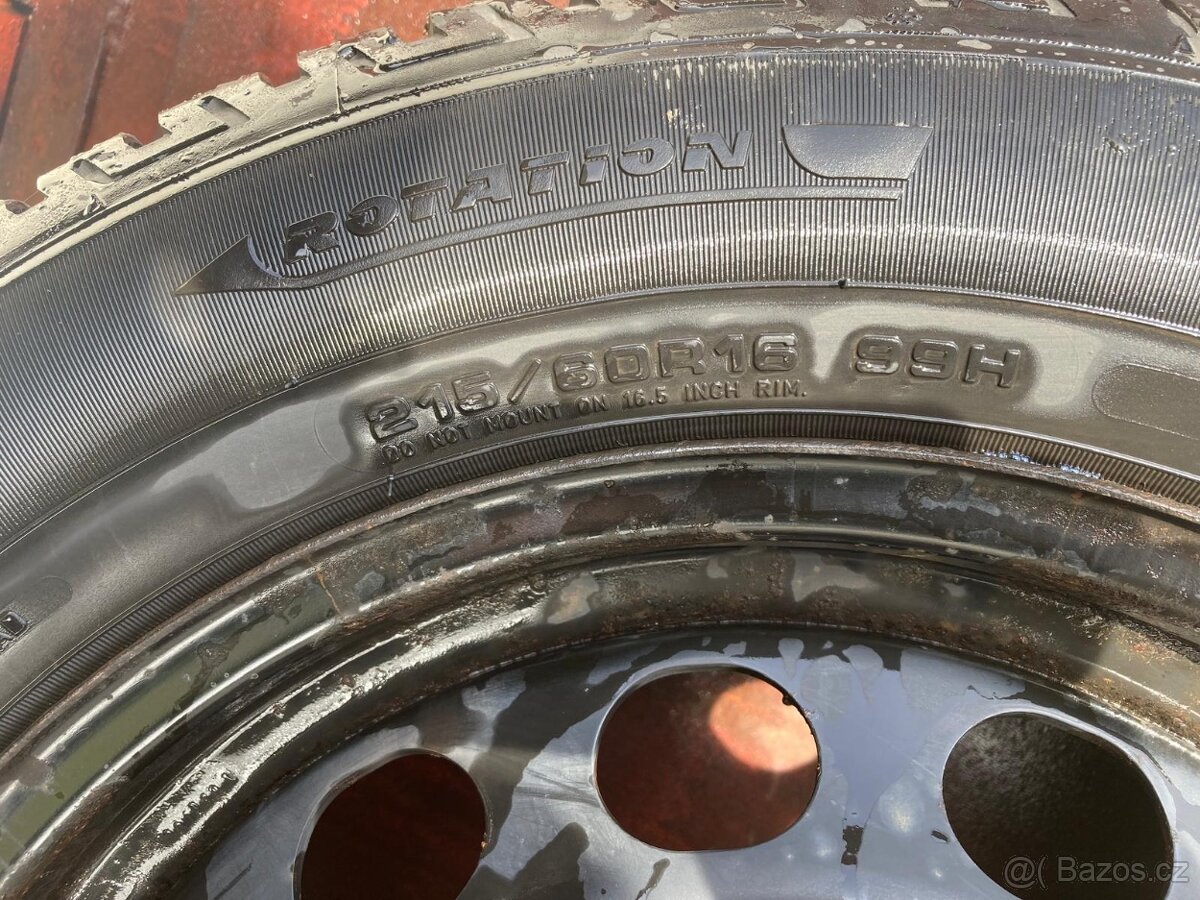 Zimní pneu 215/60 r16" s disky na VW Karoq apod. - 4