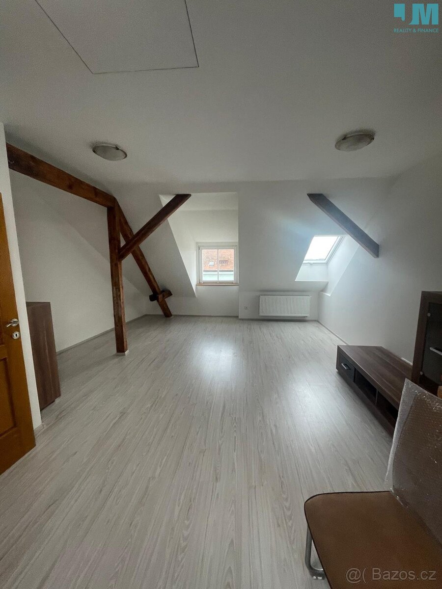 Pronájem bytu 1+kk 47 m², Moravské Budějovice, ev.č. 01880 - 4