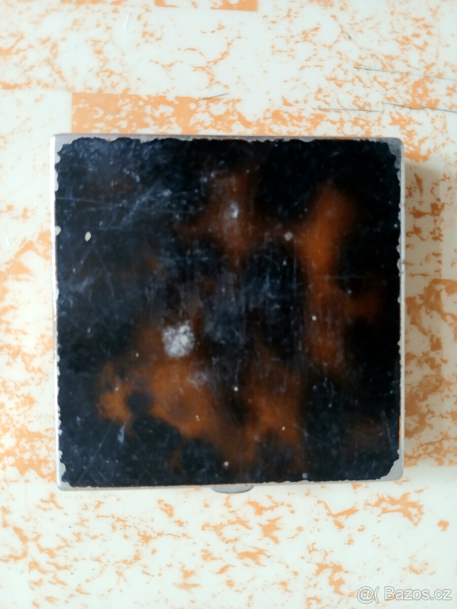 Starožitná pudřenka - 4