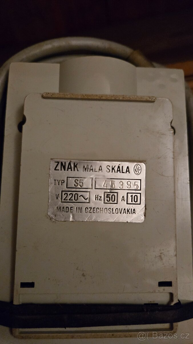 Starožitný skládací stativ a spínací expoziční hodiny Novex - 4