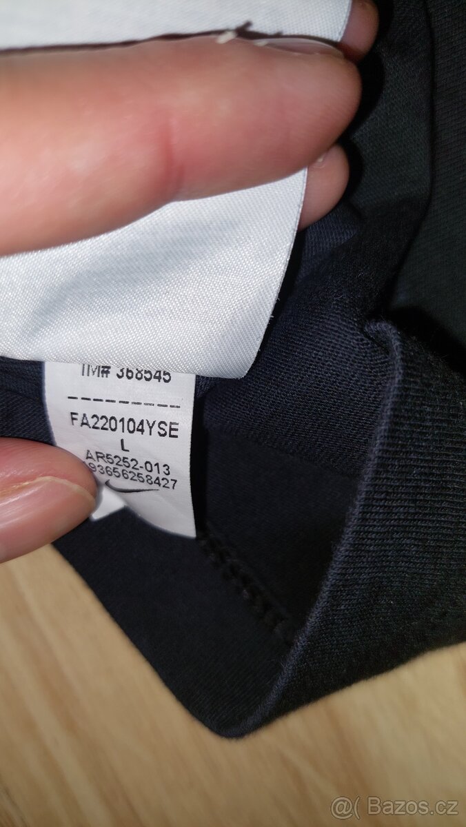 Černé tričko Nike - 4