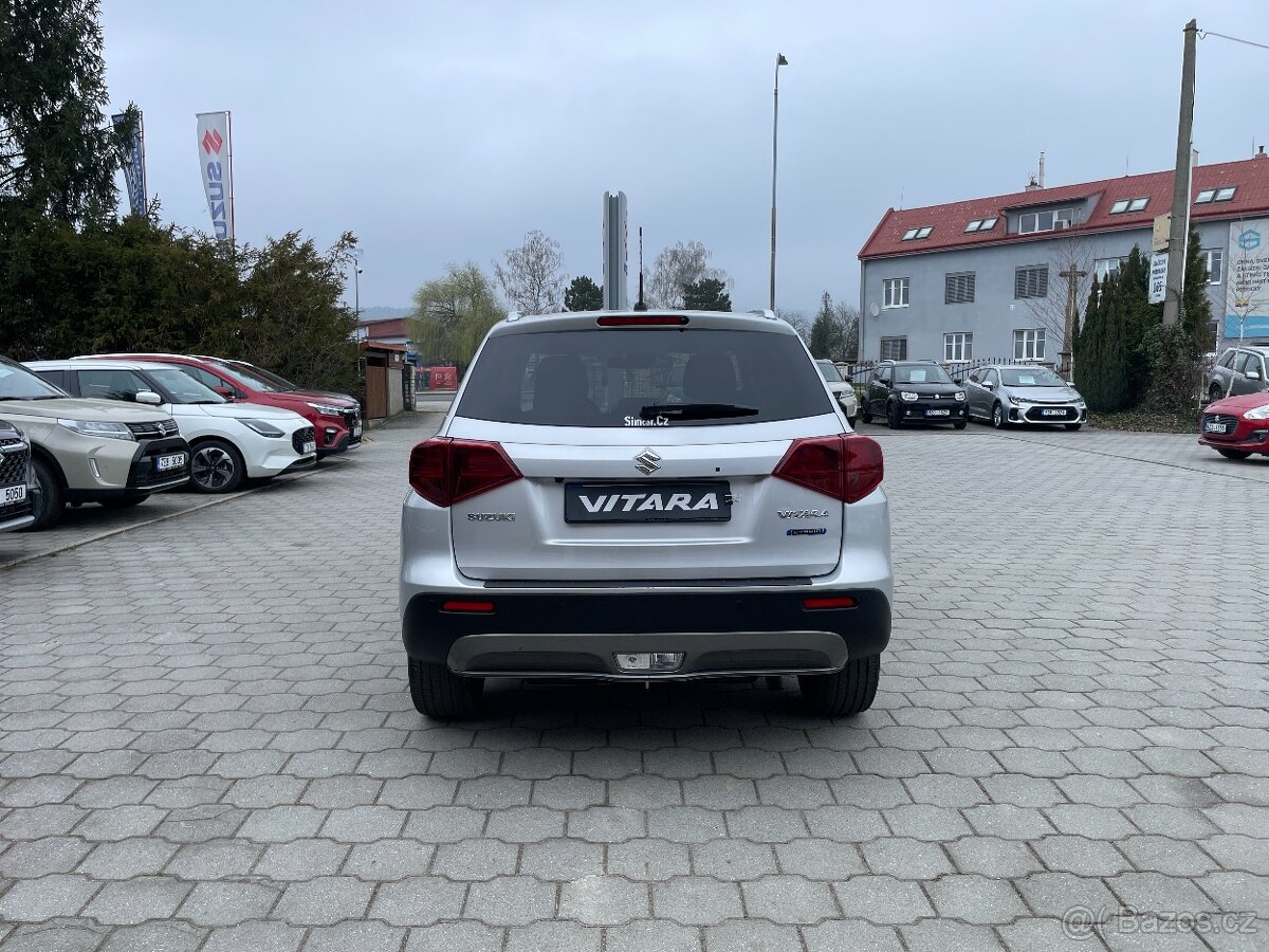 VITARA 1,5 Elegance Panorama 4x4 6AGS Hybrid - 4