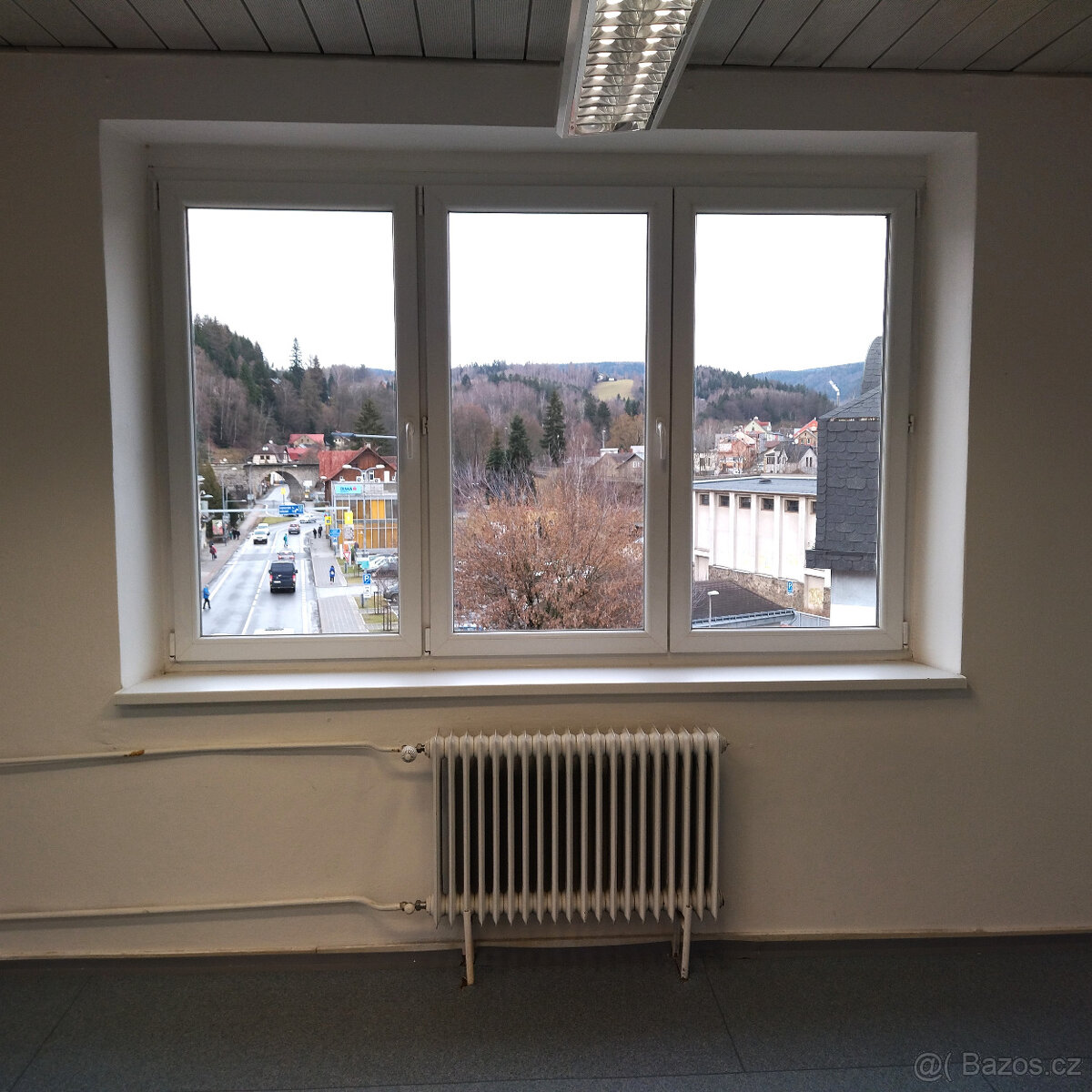 Pronájem kanceláře v Domě Služeb v Tanvaldu - 4