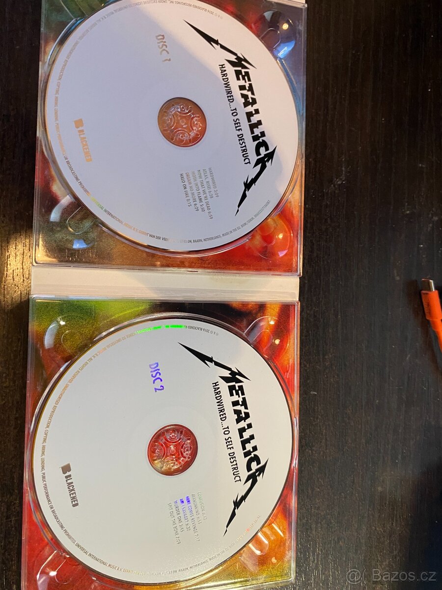 2 CD: METALLICA: HARDWIRED...TO SELF-DESTRUCT - 4