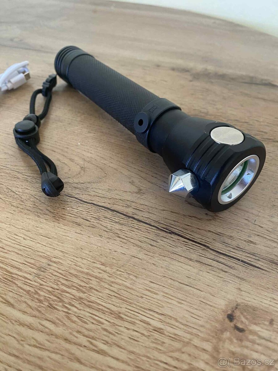 Multifunkční taktická solární svítilna 9v1, zn. Giosolar - 4